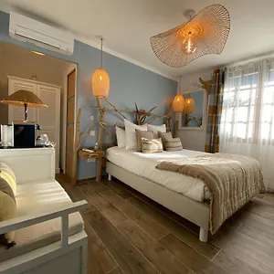3* Hotel Le Neptune En Camargue